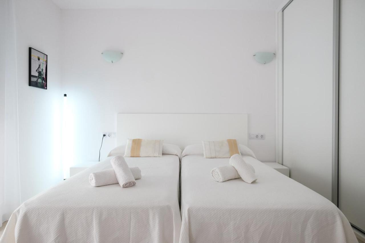 Sal Mar Suites Санта-Еулалія-дель-Ріо Екстер'єр фото