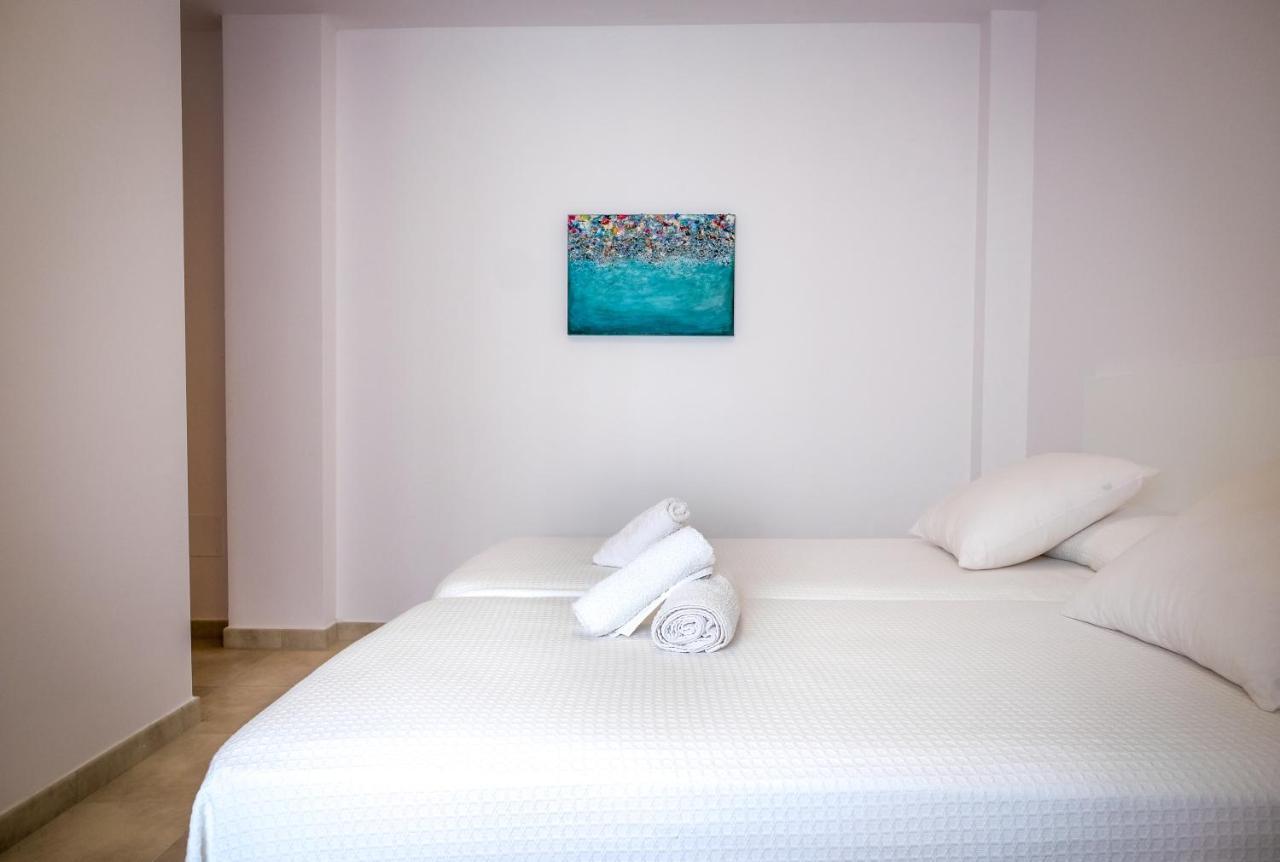 Sal Mar Suites Санта-Еулалія-дель-Ріо Екстер'єр фото