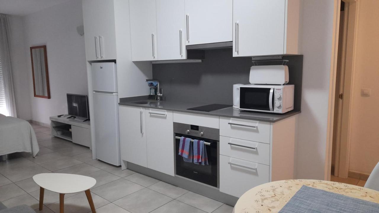 Sal Mar Suites Санта-Еулалія-дель-Ріо Екстер'єр фото